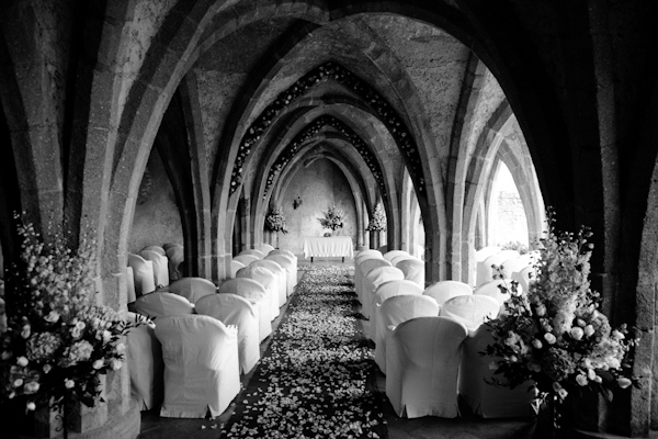 black and white image of beautiful architecture of a wedding ceremony setting - photo by Italian wedding photographer JoAnne Dunn