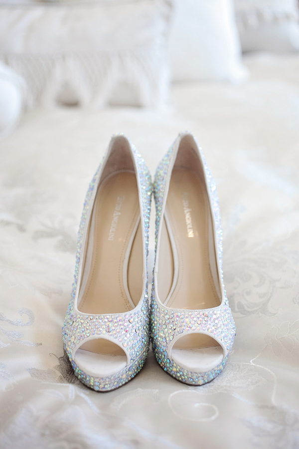 Sparkly wedding heels - photo by April Smith & Co.