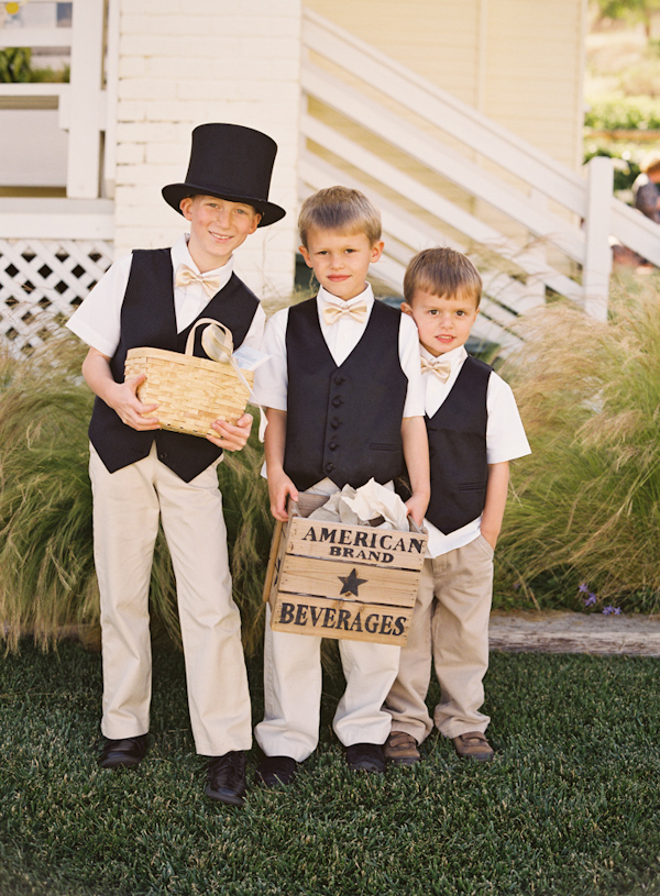 Cute little boys all dressed up - Photo by Michelle Warren Photography