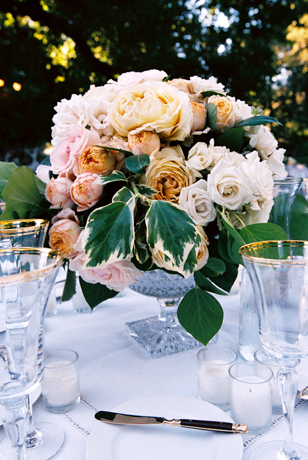 ivory, light pink and coral wedding flowers photo by Yvette Roman Photography