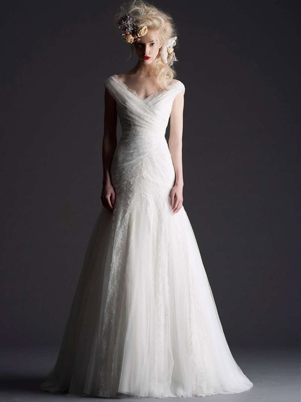Top Cymbeline Wedding Dress of the decade Don t miss out 