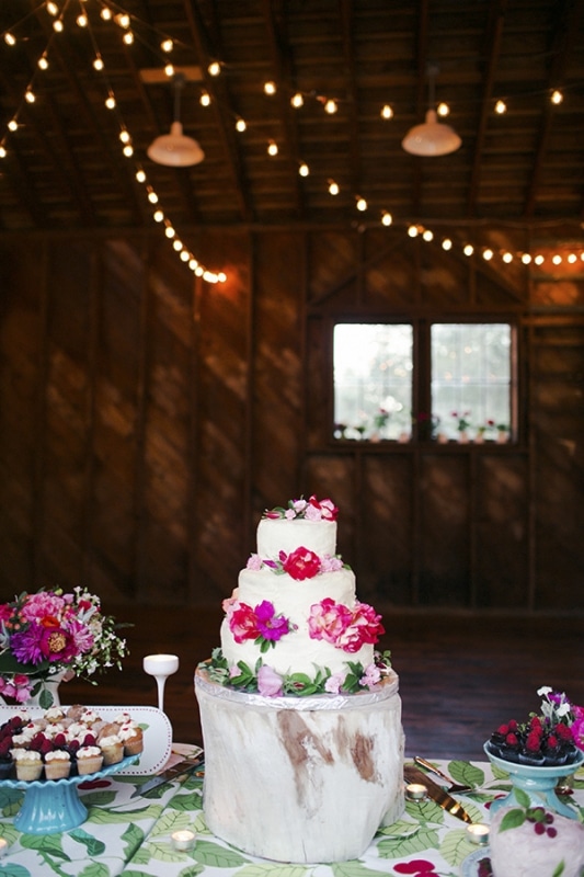 rustic wedding in Bellingham, WA, photo by Michele M. Waite Photography