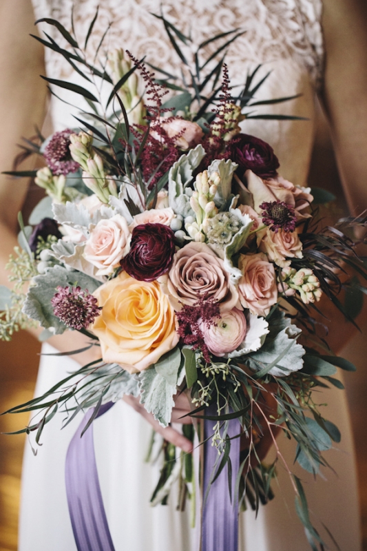 vintage rose bouquet in shades of pink, photo by Vue Photography