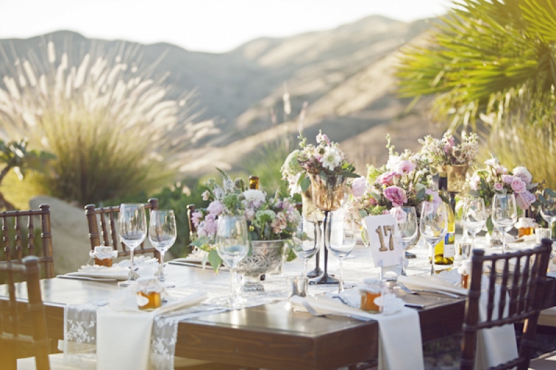 outdoor wedding reception table decor, photo by Duke Photography