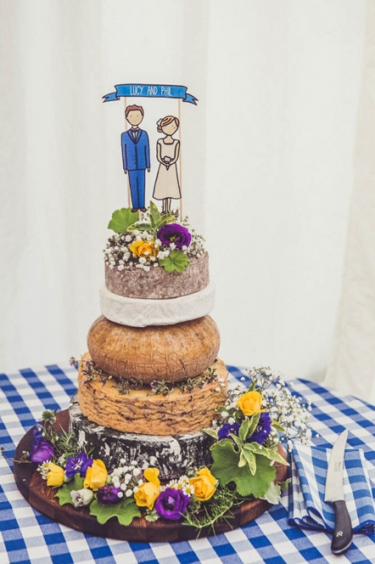cheese cake tower wedding cake alternative