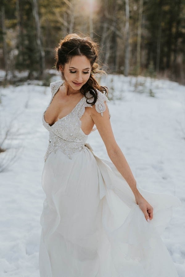 Winter Elopement Bridal Style