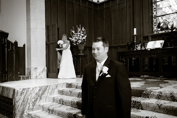 beautifully captured first look wedding moment - phenomenal wedding photography by Austin based wedding photographer Philip Thomas beautifully captured first look wedding moment - phenomenal wedding photography by Austin based wedding photographer Philip Thomas