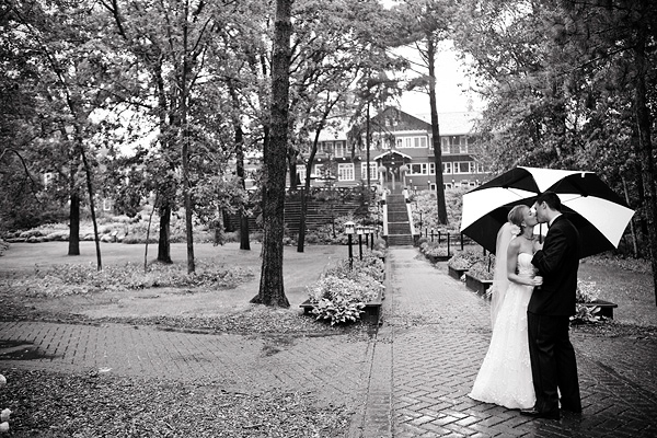beautifully captured first look wedding moment - phenomenal wedding photography by Minnesota based wedding photographers Red Ribbons Studios beautifully captured first look wedding moment - phenomenal wedding photography by Minnesota based wedding photographers Red Ribbons Studios