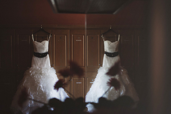 mirrored wedding dress photo by North Carolina wedding photographer Caroline Ghetes | junebugweddings.com mirrored wedding dress photo by North Carolina wedding photographer Caroline Ghetes | junebugweddings.com