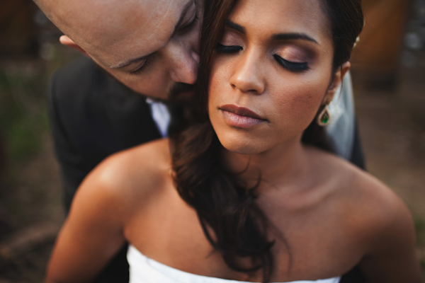 creative wedding photo by top Portland, Oregon based wedding photographer Carl Zoch creative wedding photo by top Portland, Oregon based wedding photographer Carl Zoch