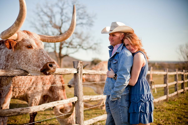 distinctive, modern wedding photo by top Dallas wedding photographers Slaton Weddings distinctive, modern wedding photo by top Dallas wedding photographers Slaton Weddings