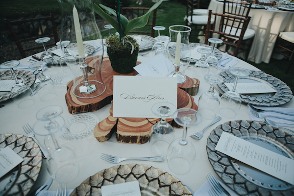 elegant backyard Oregon wedding, photos by Sean Flanigan Photography | junebugweddings.com elegant backyard Oregon wedding, photos by Sean Flanigan Photography | junebugweddings.com