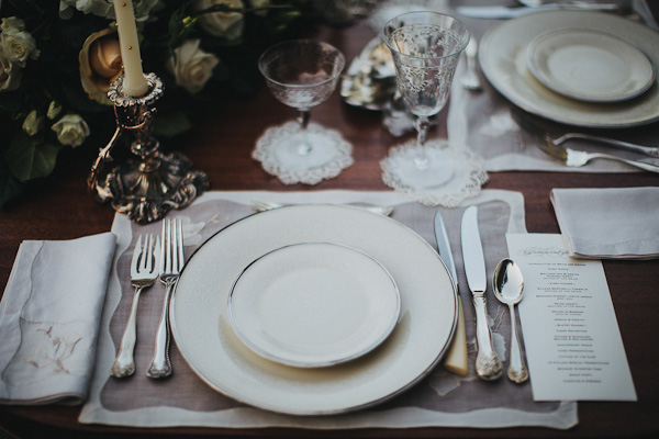 elegant backyard Oregon wedding, photos by Sean Flanigan Photography | junebugweddings.com elegant backyard Oregon wedding, photos by Sean Flanigan Photography | junebugweddings.com