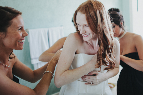 elegant backyard Oregon wedding, photos by Sean Flanigan Photography | junebugweddings.com elegant backyard Oregon wedding, photos by Sean Flanigan Photography | junebugweddings.com