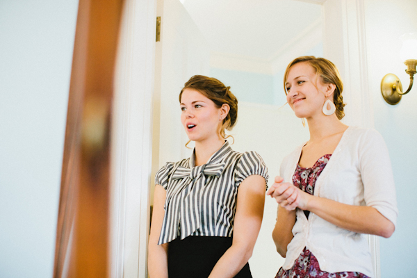 gorgeous minnesota fall wedding at the gale mansion - photos by top minnesota based wedding photographer Gene Pease gorgeous minnesota fall wedding at the gale mansion - photos by top minnesota based wedding photographer Gene Pease