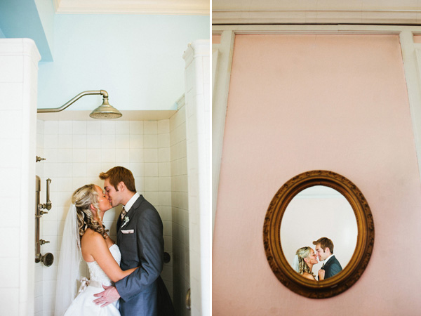gorgeous minnesota fall wedding at the gale mansion - photos by top minnesota based wedding photographer Gene Pease gorgeous minnesota fall wedding at the gale mansion - photos by top minnesota based wedding photographer Gene Pease