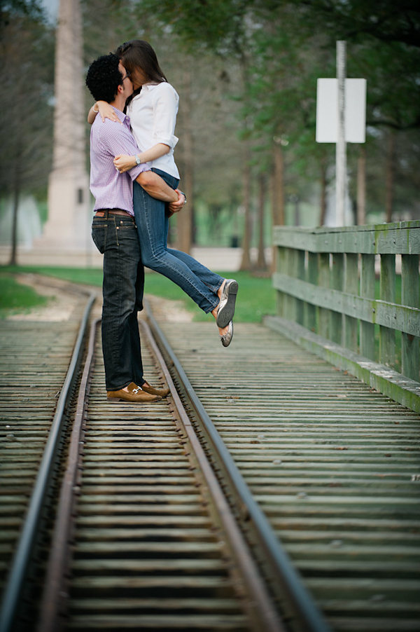 sweet, classic outdoor engagement photo by top wedding photographer Adam Nyholt in the Houston Museum district and Herman Park | Junebug Weddings sweet, classic outdoor engagement photo by top wedding photographer Adam Nyholt in the Houston Museum district and Herman Park | Junebug Weddings