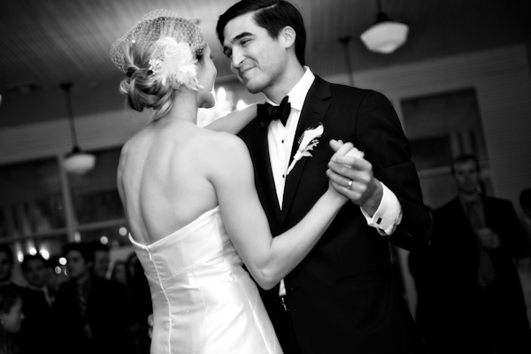 classic, casually elegant wedding at Mercury Hall, Austin, Texas - photos by top Austin based wedding photographer Ashley Garmon classic, casually elegant wedding at Mercury Hall, Austin, Texas - photos by top Austin based wedding photographer Ashley Garmon