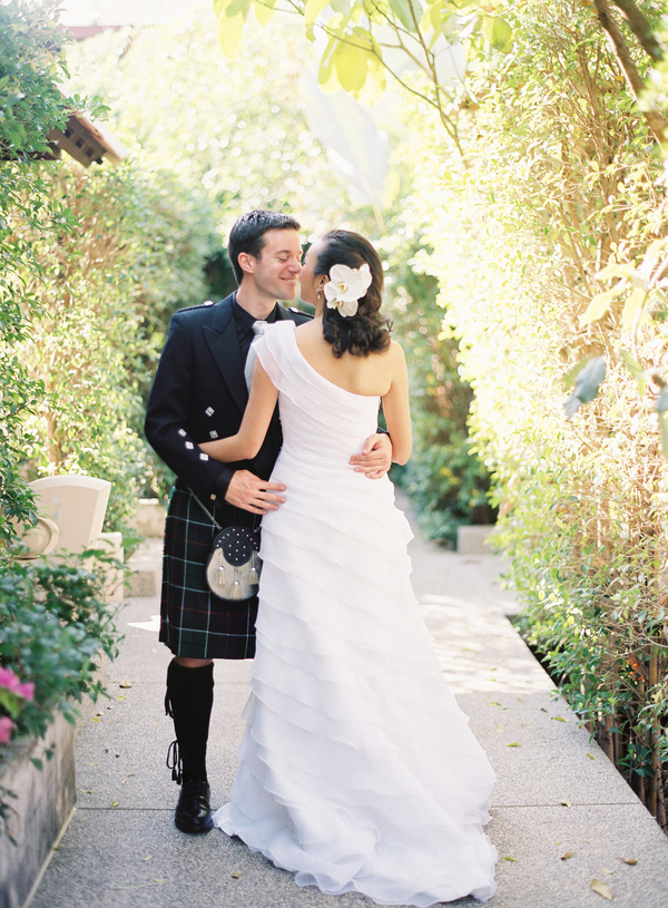 traditional Scottish and Thai multicultural wedding photos by top LA-based wedding photographer Caroline Tran | Junebug Weddings traditional Scottish and Thai multicultural wedding photos by top LA-based wedding photographer Caroline Tran | Junebug Weddings