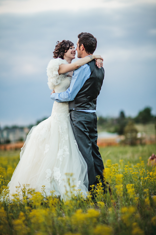 sweet outdoor wedding at Villa Parker - Parker, Colorado - photos by top Denver-based wedding photographers Jason + Gina | Junebug Weddings sweet outdoor wedding at Villa Parker - Parker, Colorado - photos by top Denver-based wedding photographers Jason + Gina | Junebug Weddings