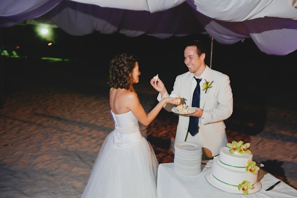 tropical destination resort wedding - Punta Cana, Dominican Republic - photos by Michigan based wedding photographers Bryan and Mae tropical destination resort wedding - Punta Cana, Dominican Republic - photos by Michigan based wedding photographers Bryan and Mae