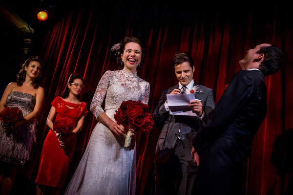 red and black glamorous and vintage inspired wedding, photos by Davina and Daniel | via junebugweddings.com red and black glamorous and vintage inspired wedding, photos by Davina and Daniel | via junebugweddings.com