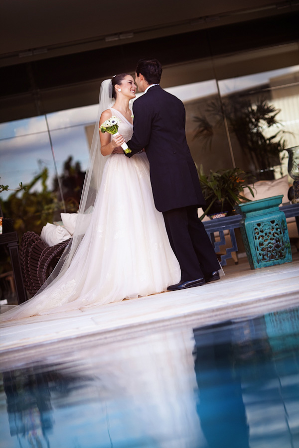 romantic and traditional wedding in Yucatan Mexico, photographed by top wedding photographer Elizabeth Medina | junebugweddings.com romantic and traditional wedding in Yucatan Mexico, photographed by top wedding photographer Elizabeth Medina | junebugweddings.com