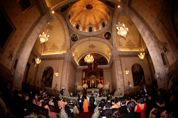 romantic and traditional wedding in Yucatan Mexico, photographed by top wedding photographer Elizabeth Medina | junebugweddings.com romantic and traditional wedding in Yucatan Mexico, photographed by top wedding photographer Elizabeth Medina | junebugweddings.com