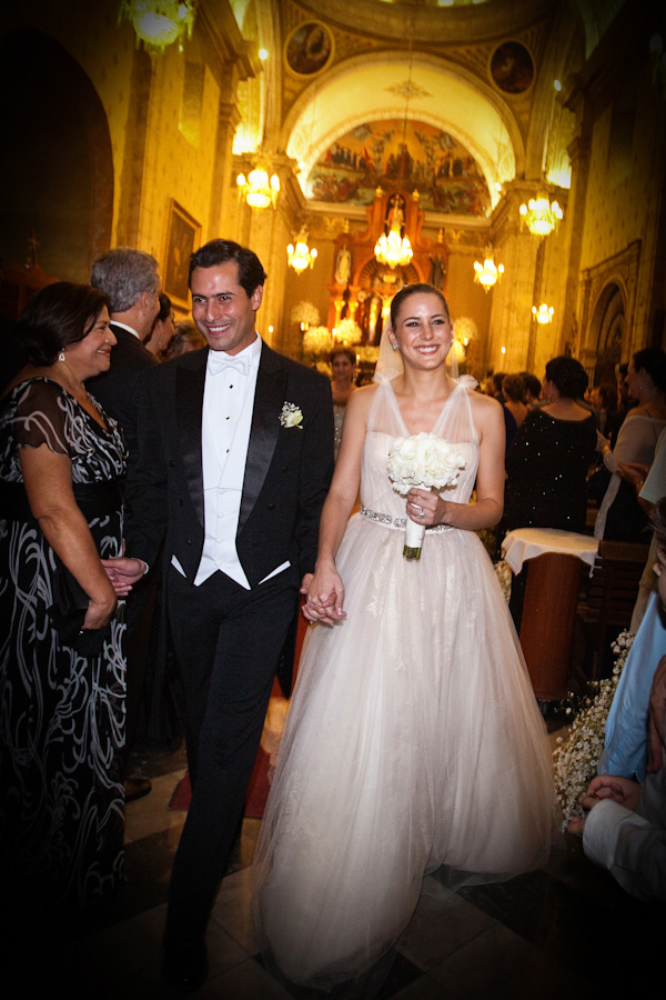 romantic and traditional wedding in Yucatan Mexico, photographed by top wedding photographer Elizabeth Medina | junebugweddings.com romantic and traditional wedding in Yucatan Mexico, photographed by top wedding photographer Elizabeth Medina | junebugweddings.com