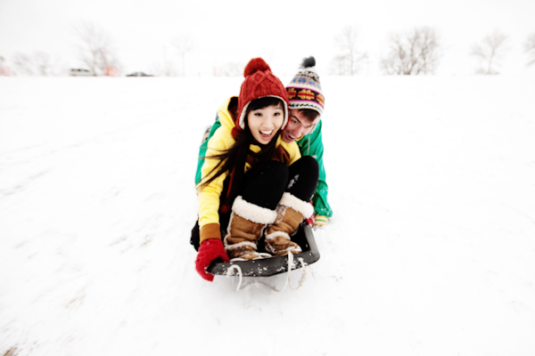 snowy winter engagement shoot by top Minnesota wedding photographer Beau Petersen snowy winter engagement shoot by top Minnesota wedding photographer Beau Petersen