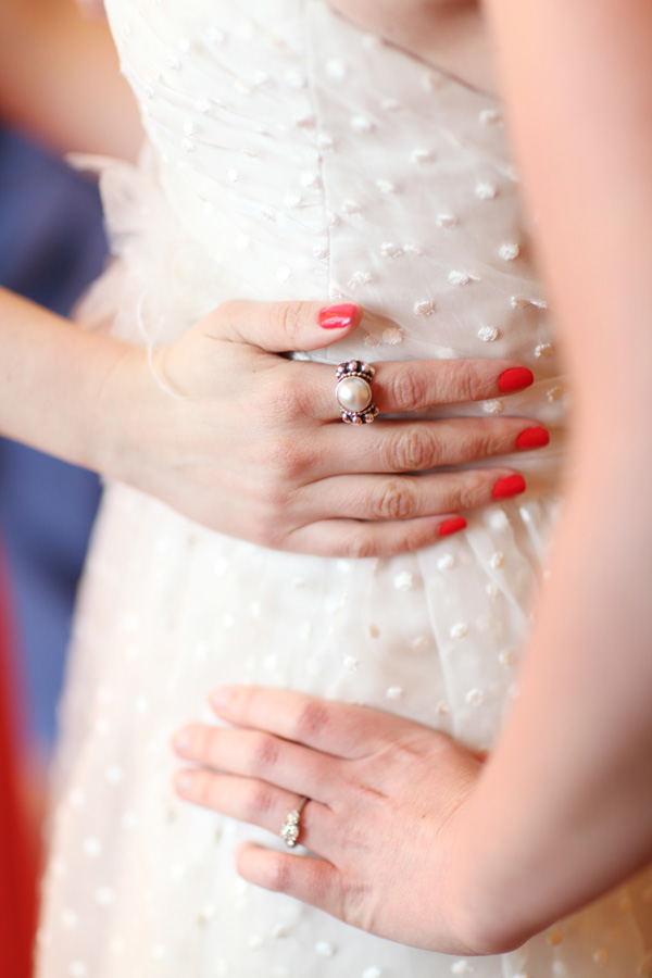 gorgeous pink and green spring wedding at Bubby's Brooklyn, NYC - photos by top Philadelphia-based wedding photographer Alison Conklin on Junebug Weddings gorgeous pink and green spring wedding at Bubby's Brooklyn, NYC - photos by top Philadelphia-based wedding photographer Alison Conklin on Junebug Weddings