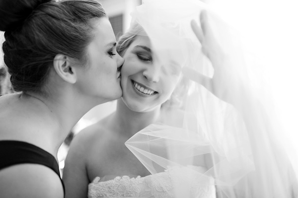 warm and joyful wedding, with photos by Daniel Moyer Photography | via junebugweddings.com warm and joyful wedding with photos by Daniel Moyer Photography | via junebugweddings.com