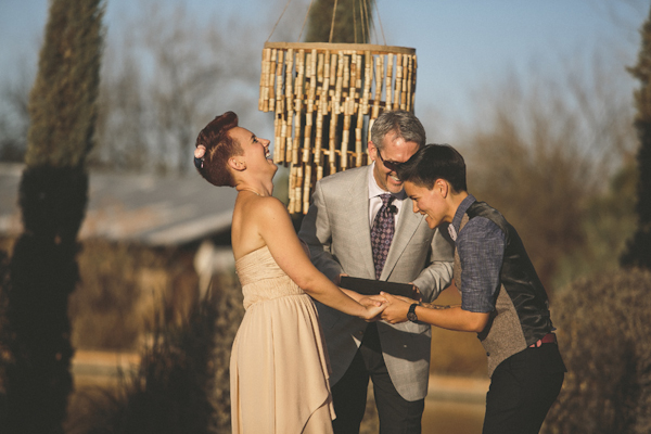 vintage colorful wedding at The Windmill Winery in Arizona with photos by Ventola Photography | junebugweddings.com vintage colorful wedding at The Windmill Winery in Arizona with photos by Ventola Photography | junebugweddings.com