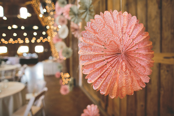 vintage colorful wedding at The Windmill Winery in Arizona with photos by Ventola Photography | junebugweddings.com vintage colorful wedding at The Windmill Winery in Arizona with photos by Ventola Photography | junebugweddings.com
