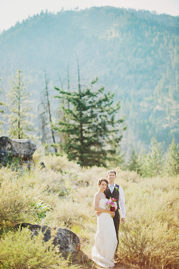 wedding photo by Portland, Oregon and Seattle, Washington based Ryan Flynn Photography | via junebugweddings.com wedding photo by Portland, Oregon and Seattle, Washington based Ryan Flynn Photography | via junebugweddings.com