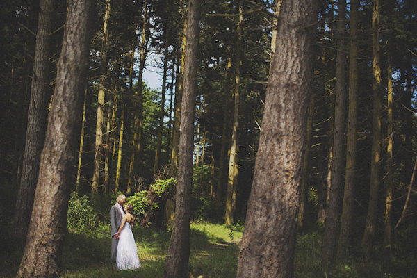 wedding photo by Portland, Oregon and Seattle, Washington based Ryan Flynn Photography | via junebugweddings.com wedding photo by Portland, Oregon and Seattle, Washington based Ryan Flynn Photography | via junebugweddings.com