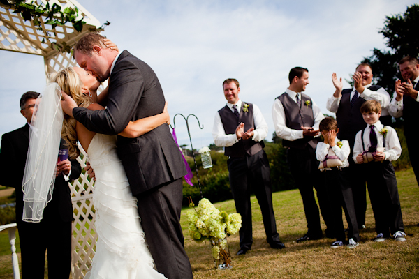 honorable mention best funny wedding photo of 2011 by Lindsay Stark of Daniel Stark Photography honorable mention best funny wedding photo of 2011 by Lindsay Stark of Daniel Stark Photography
