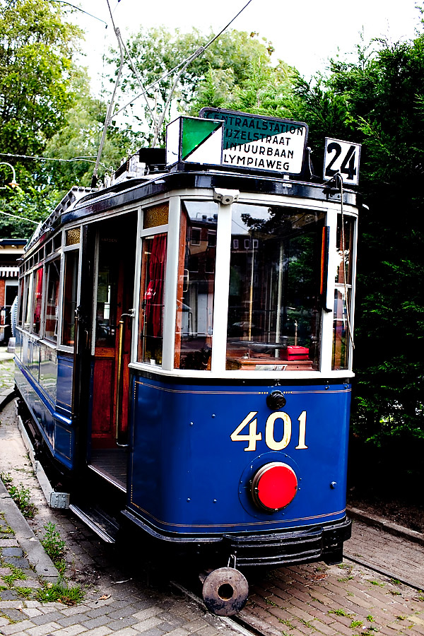 The trolley- Amsterdam trolley wedding on Electrische Museumtram - photos by top North Carolina wedding photographer Tracy Turpen Amsterdam trolley wedding on Electrische Museumtram - photos by top North Carolina wedding photographer Tracy Turpen