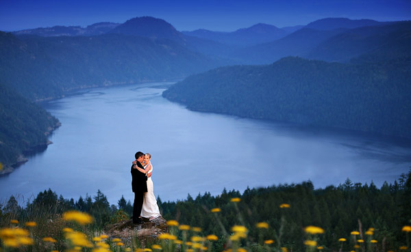 spectacular wedding landscapes and vistas, photo by Chris + Lynn spectacular wedding landscapes and vistas, photo by Chris + Lynn