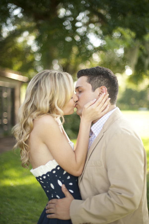 classic, summery engagement photo by Florida based destination wedding photographers Liga Photography classic, summery engagement photo by Florida based destination wedding photographers Liga Photography