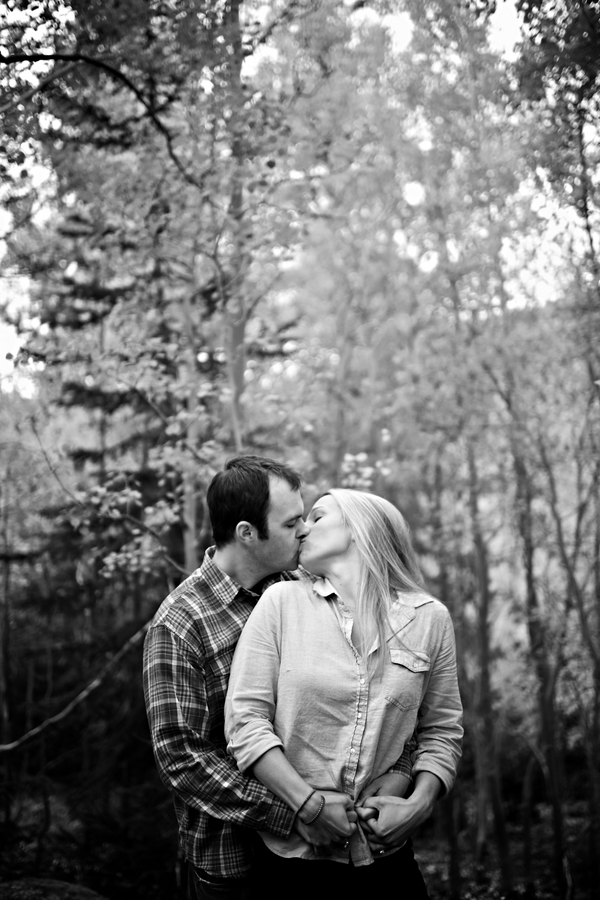 Breckenridge, Colorado engagement session in the snow, photos by Jason + Gina Wedding Photographers Breckenridge, Colorado engagement session in the snow, photos by Jason + Gina Wedding Photographers