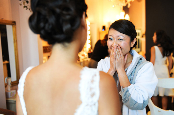 bride and bridesmaid getting ready for the wedding, photo by Kenny Nakai Photography bride and bridesmaid getting ready for the wedding, photo by Kenny Nakai Photography