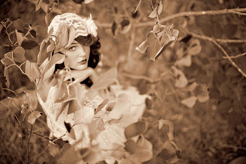 beautiful wedding portrait - honorable mention from the Junebug Best of the Best 2011, photo by Hunter Leone of Three Nails Photography beautiful wedding portrait - honorable mention from the Junebug Best of the Best 2011, photo by Hunter Leone of Three Nails Photography