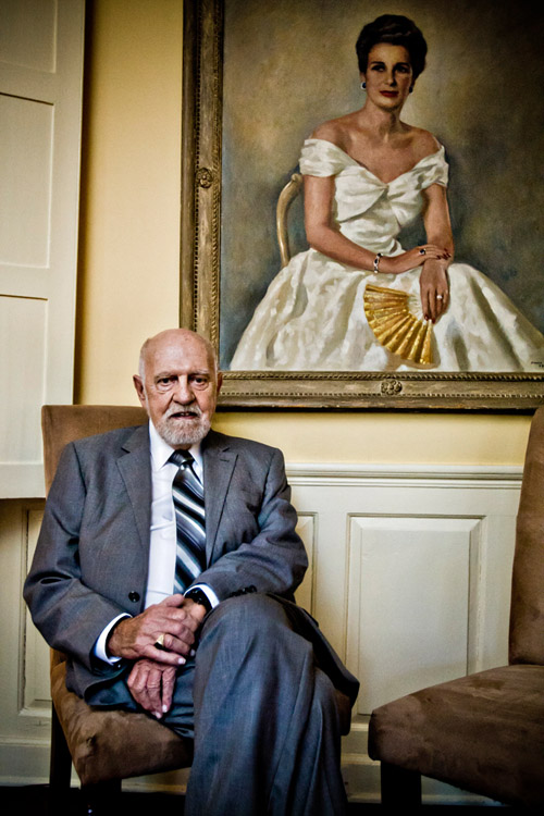 beautiful wedding portrait - honorable mention from the Junebug Best of the Best 2011, photo by Chris Brown of JAG Studios beautiful wedding portrait - honorable mention from the Junebug Best of the Best 2011, photo by Chris Brown of JAG Studios