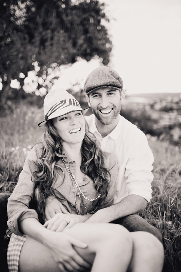stylish outdoor engagement photo shoot by Southern California wedding photography team Anika London stylish outdoor engagement photo shoot by Southern California wedding photography team Anika London