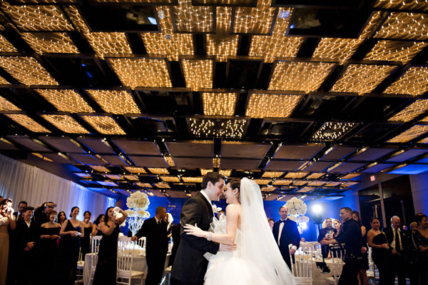 modern chic wedding at the W Hotel Miami photographed by Maloman Photographers