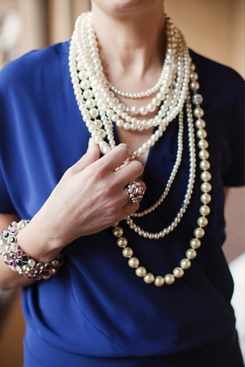 layered pearl necklace wedding inspiration, image by Stephanie Williams