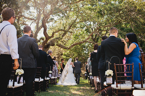 classic and romantic vintage wedding in historic Florida, photos by top Florida wedding photographers La Dolce Vita | junebugweddings.com classic and romantic vintage wedding in historic Florida, photos by top Florida wedding photographers La Dolce Vita | junebugweddings.com