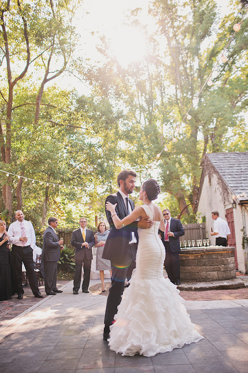 classic and romantic vintage wedding in historic Florida, photos by top Florida wedding photographers La Dolce Vita | junebugweddings.com classic and romantic vintage wedding in historic Florida, photos by top Florida wedding photographers La Dolce Vita | junebugweddings.com