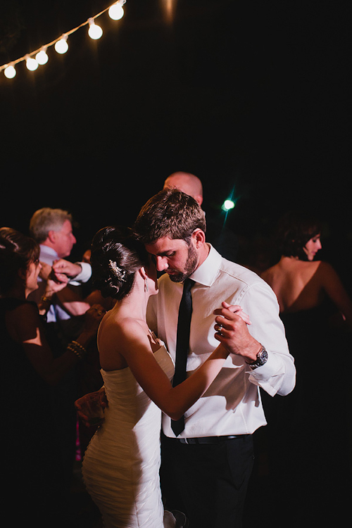 classic and romantic vintage wedding in historic Florida, photos by top Florida wedding photographers La Dolce Vita | junebugweddings.com classic and romantic vintage wedding in historic Florida, photos by top Florida wedding photographers La Dolce Vita | junebugweddings.com